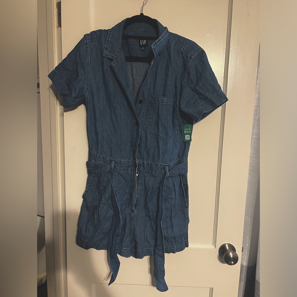 NWT Gap Romper